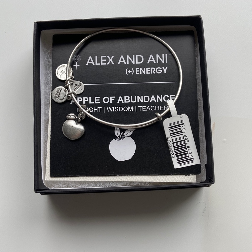 BRAND NEW Alex and Ani ‘Apple of Abundance’ Bracelet